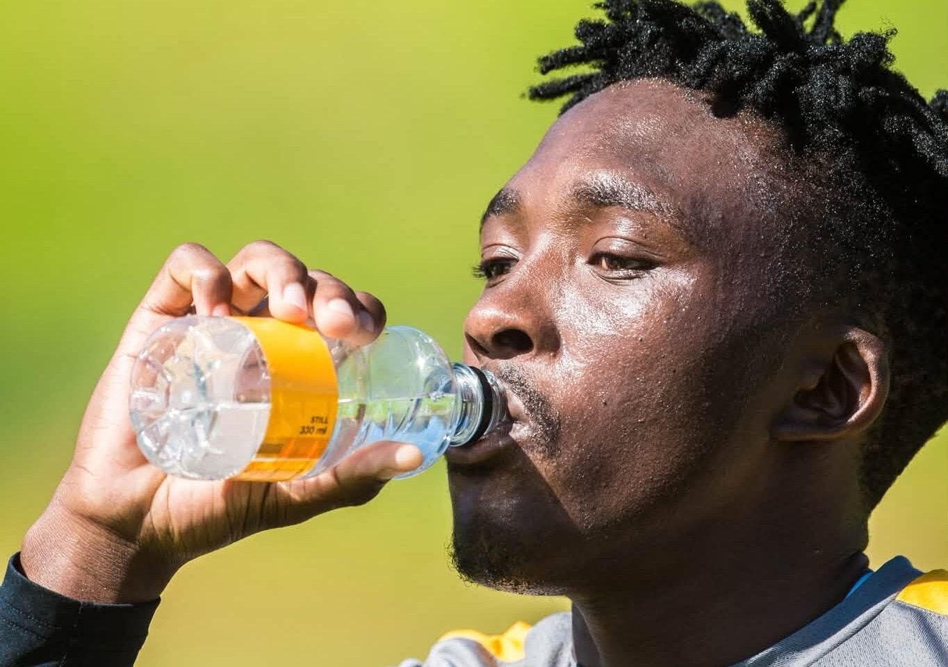 Kabelo Nkgwesa of Kaizer Chiefs drinking water