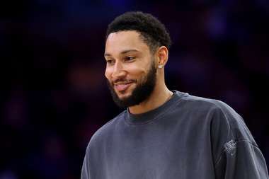 Sacramento Kings v Los Angeles Lakers