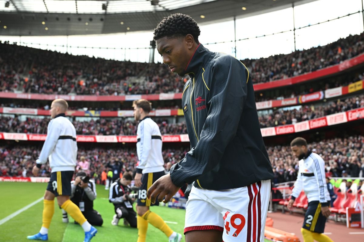 Myles Lewis-Skelly has heaped huge praise on one Arsenal star for his work off the pitch