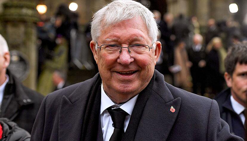 Sir Alex Ferguson Praises Coach Set To Replace Carrick