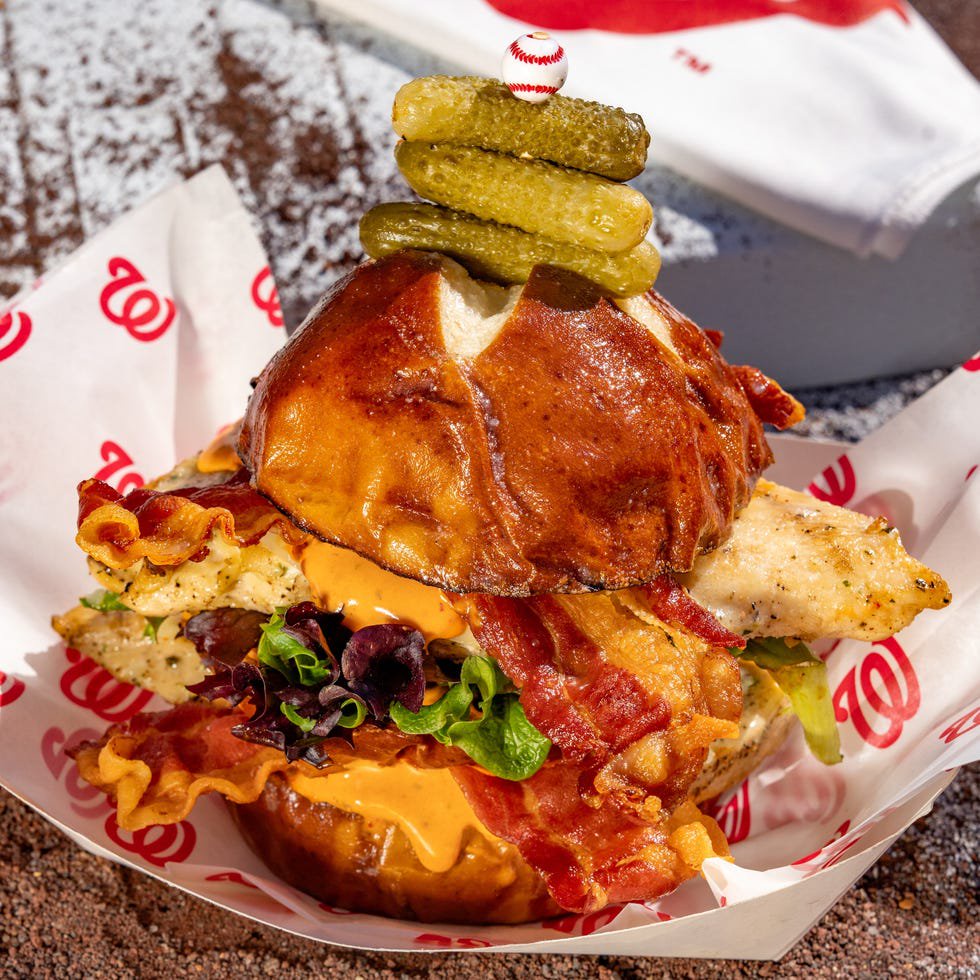 Pretzel sandwich with bacon and pickles