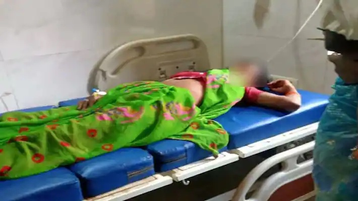 UP News Prayagraj In Prayagraj the rape victim mother ate poison in front of the SSP was upset after going to the police station