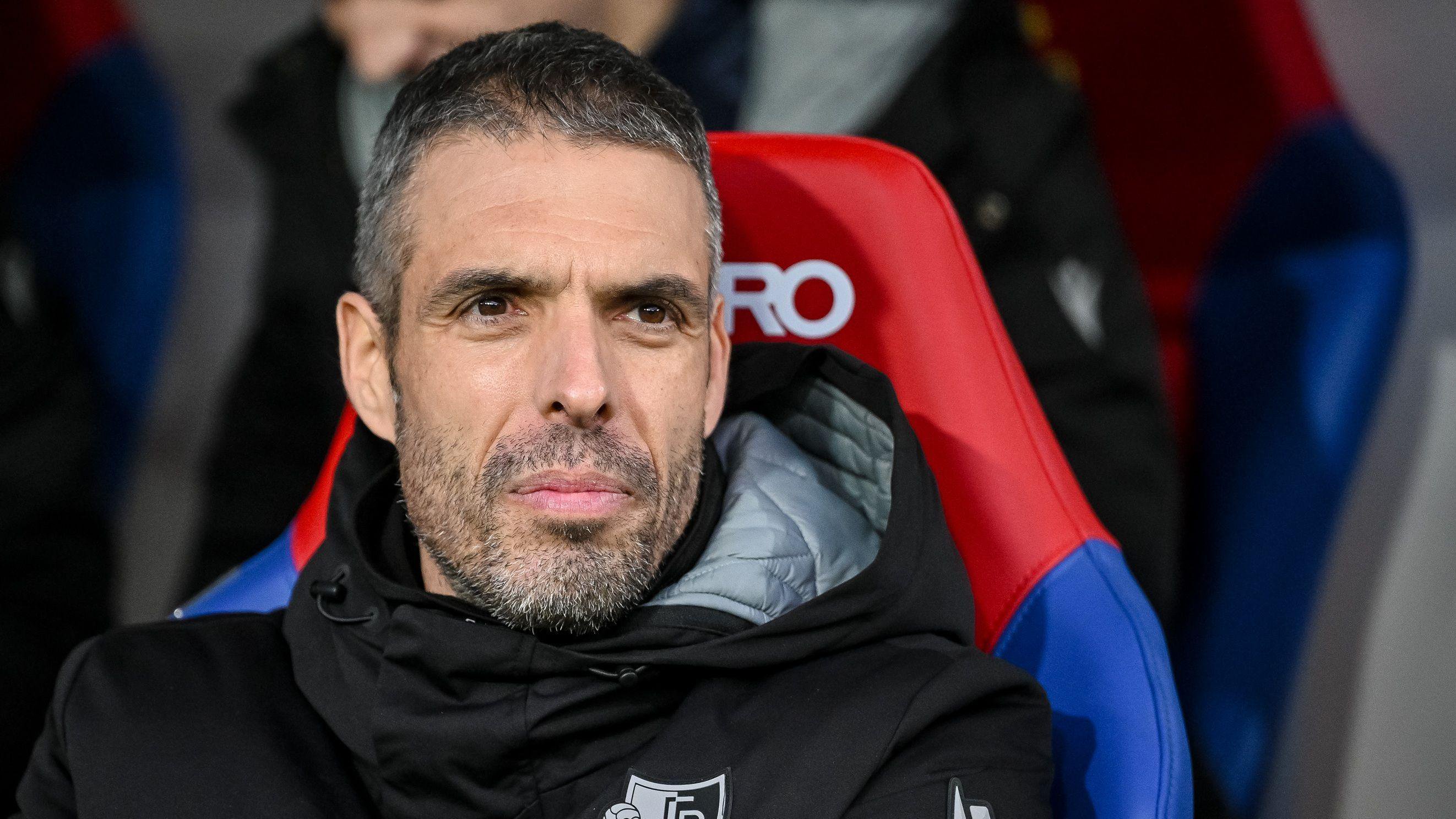 Fabio Celestini looks from the dug out during an Basel FC match in 2024