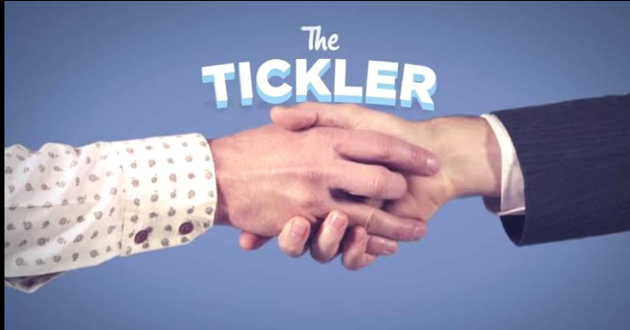 what-it-means-when-a-man-tickle-your-palm-during-handshake-pictures