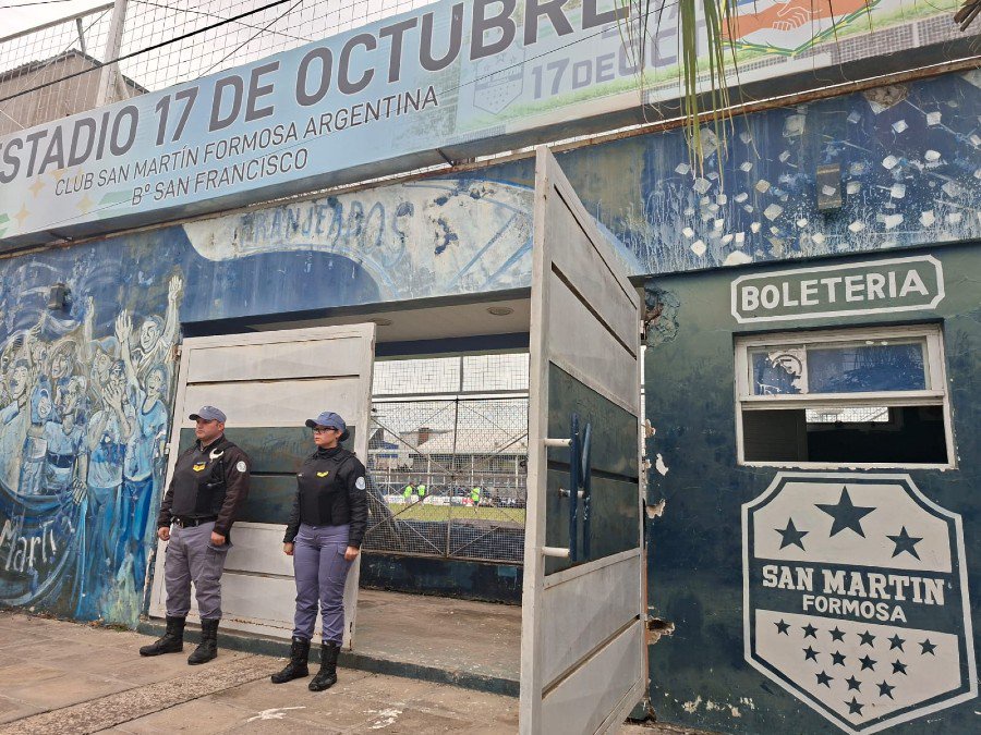 Olimpo trails San Martín de Formosa 2-0 in semifinal