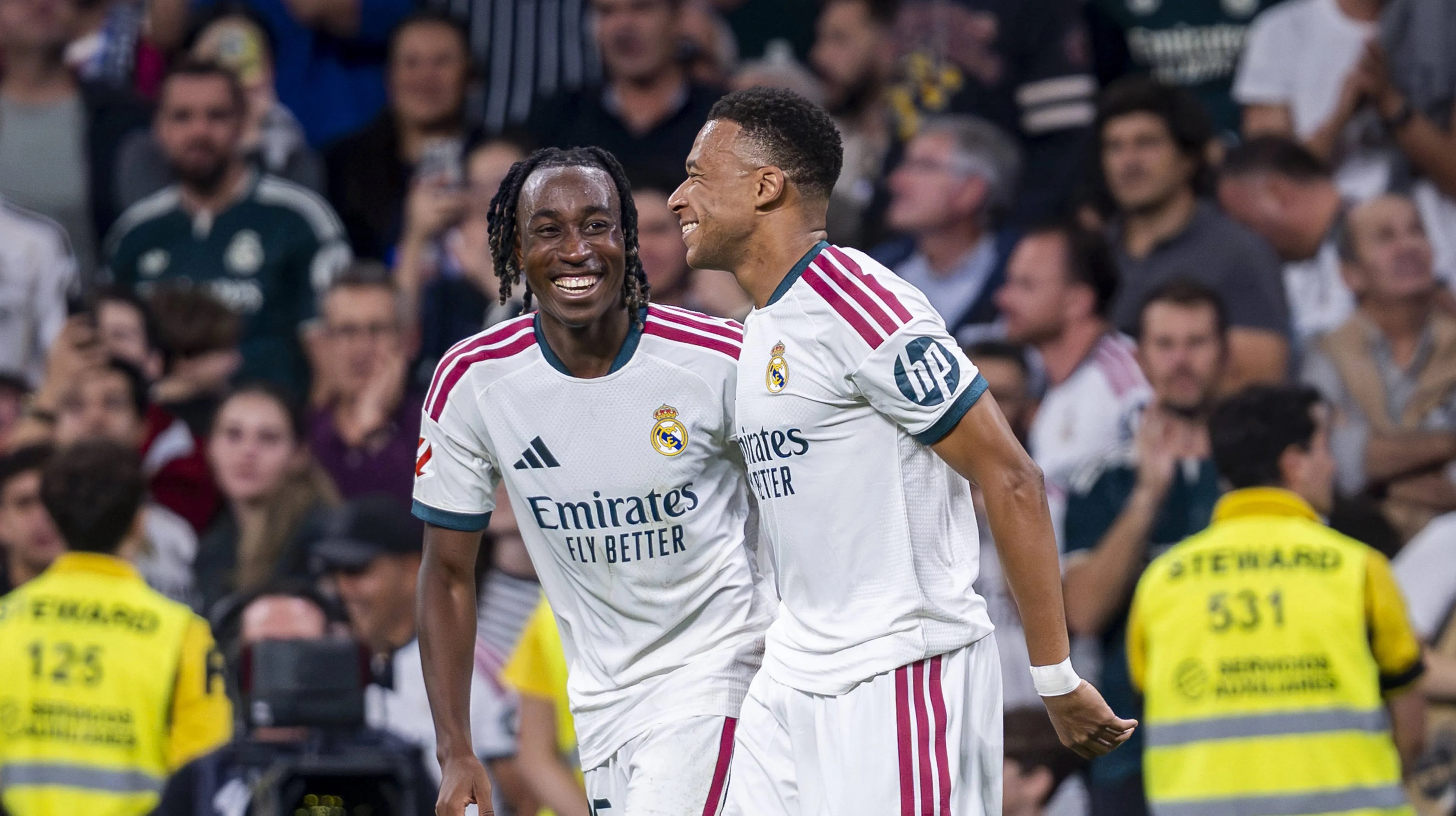Diomande e Mbappé após gol do Real Madrid
