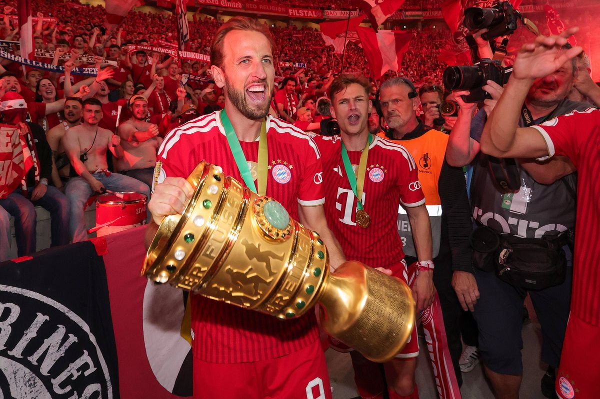 Celebrations over winning the DFB Cup Harry Kane of FC Bayern München with the trophy during the DFB Cup Final 2026 match between FC Bayern München and VfB Stuttgart at Olympiastadion on May 23, 2026 in Berlin, Germany