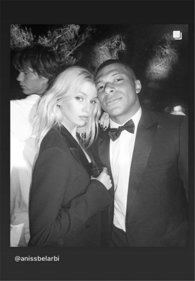 Kylian Mbappé: le footballeur aperçu en pleine séance bisous avec une top-modèle (photo)