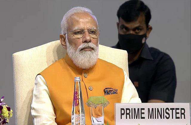 omicron pm modi to hold meeting with officials tomorrow