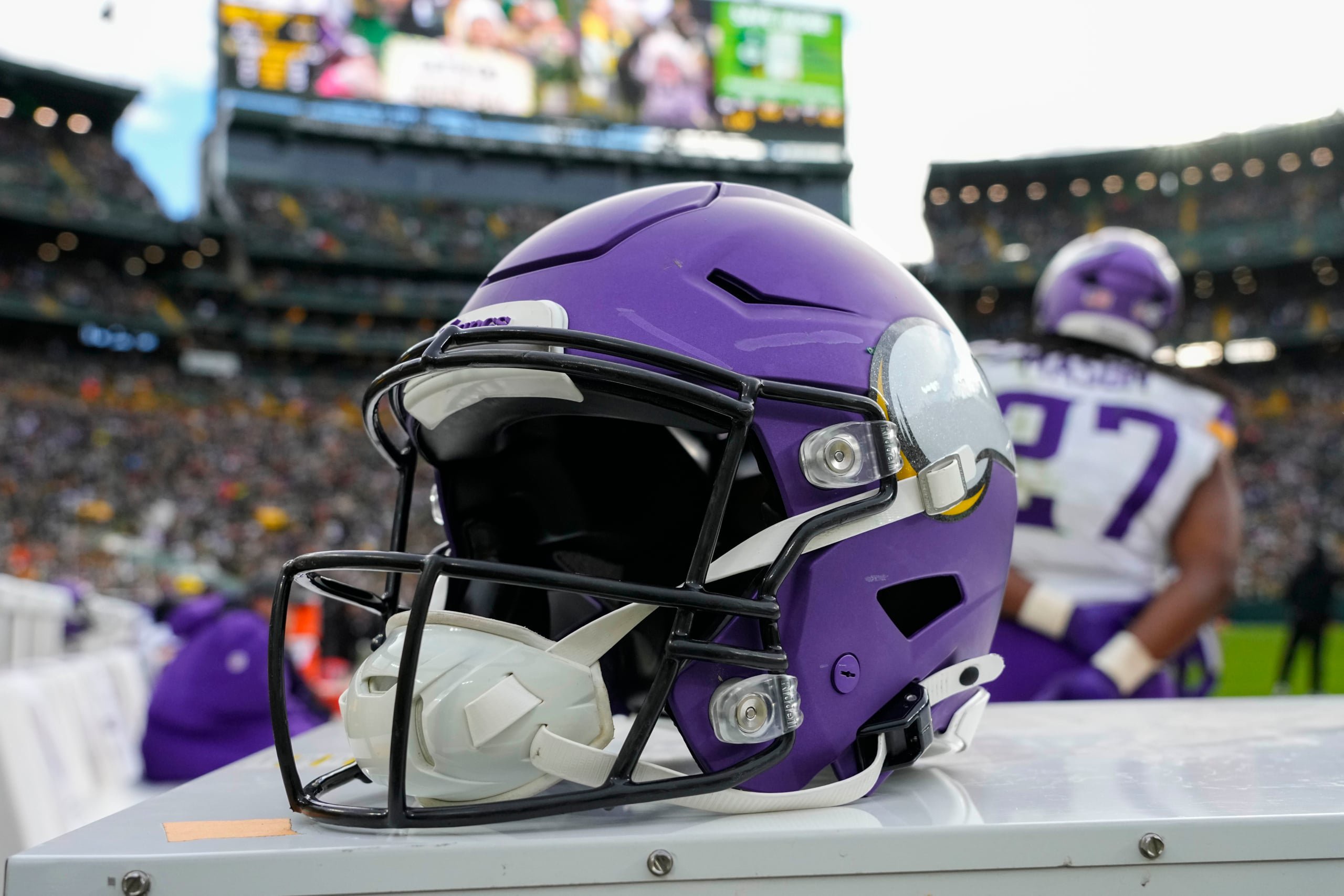 NFL: Minnesota Vikings at Green Bay Packers