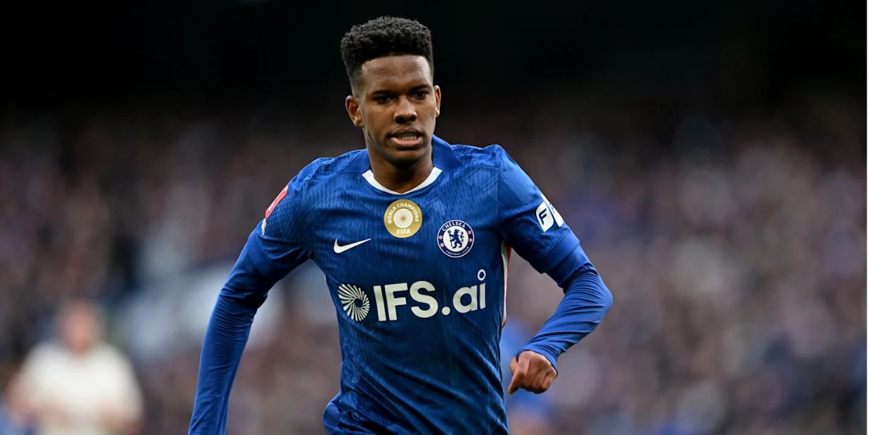 Estêvão, revelação do Palmeiras, que hoje atua no Chelsea - Divulgação / Chelsea