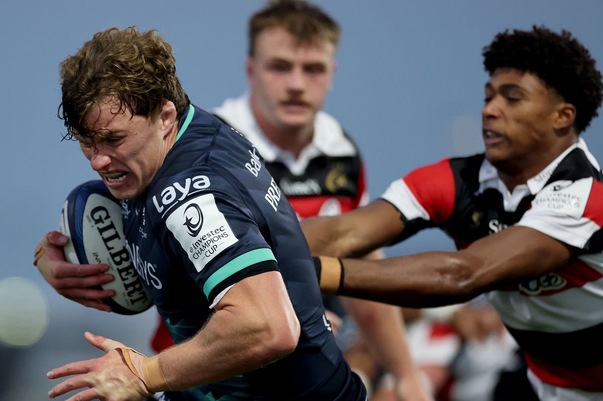 Connacht’s Cian Prendergast scores a try against Saracens