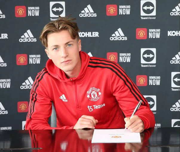 Transfer: Done deal; Naalsund joins Man United; Charlie Savage set for Forest Green loan