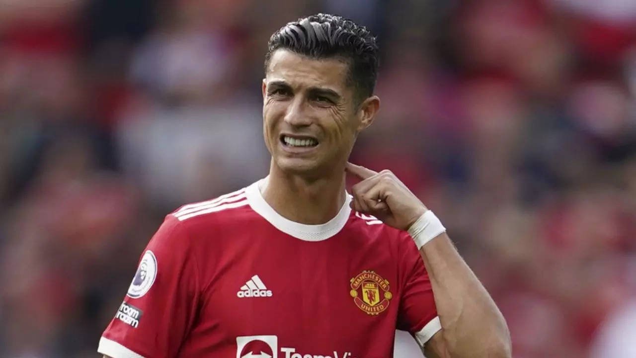 After training absence citing family reasons Ronaldo to not travel with Manchester United for pre-season tour