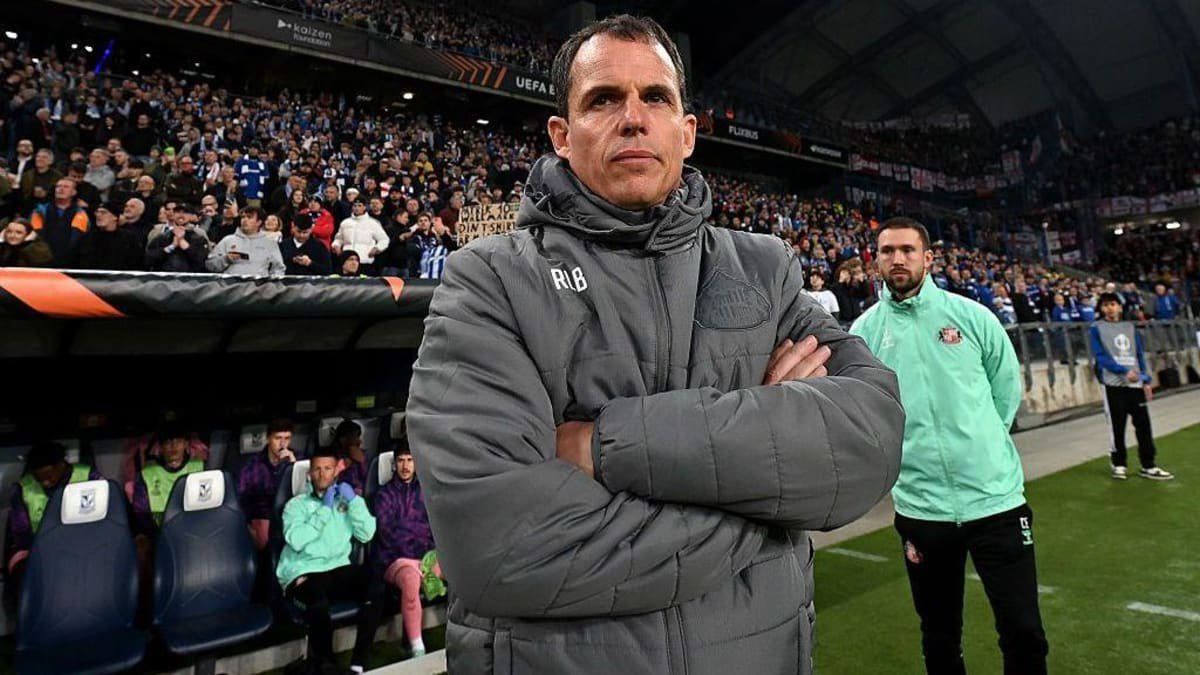 Regis Le Bris, Manager of Sunderland, stood with his arms folded
