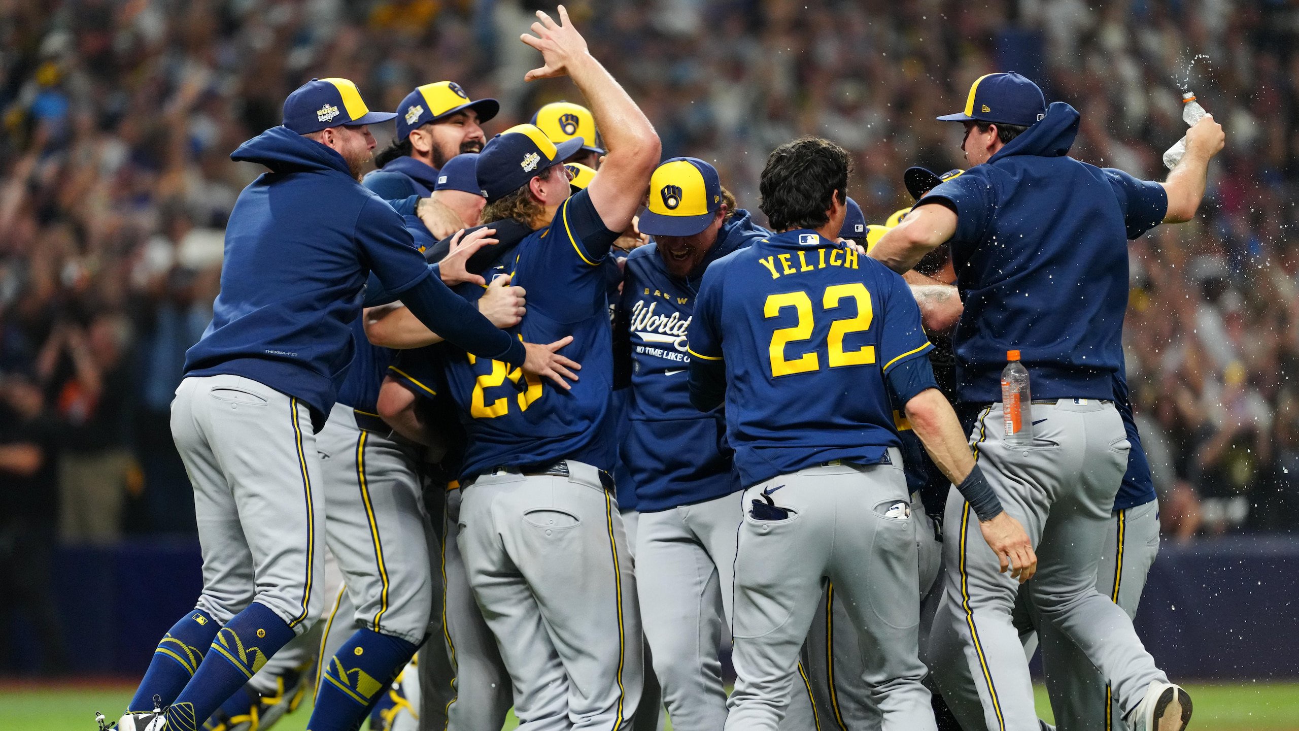 World Series - Milwaukee Brewers v Tampa Bay Rays - Game 5