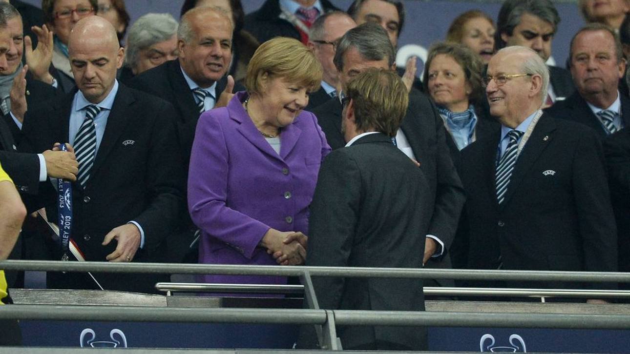 Angela Merkel mit Jürgen Klopp nach dem CL-Finale 2013