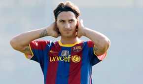 Zlatan Ibrahimovic reacts.