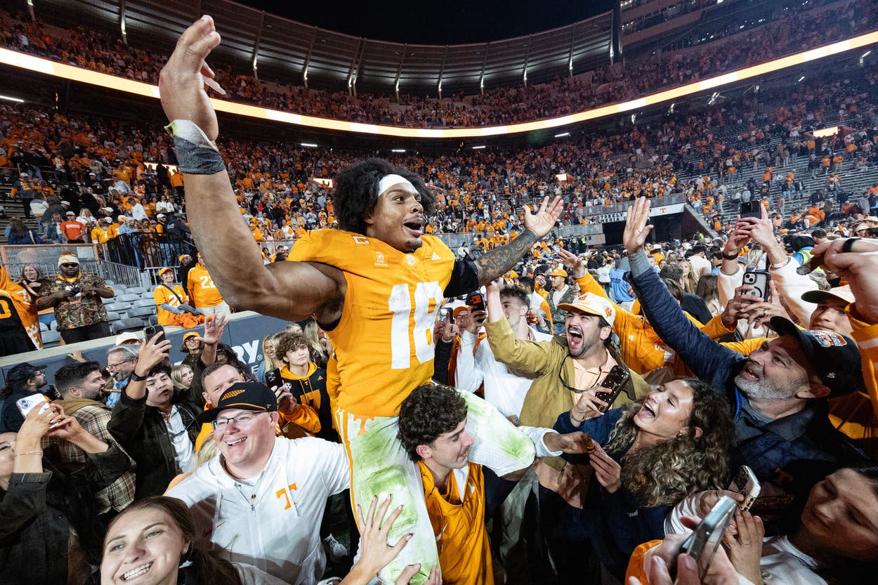 APTOPIX Alabama Tennessee Football