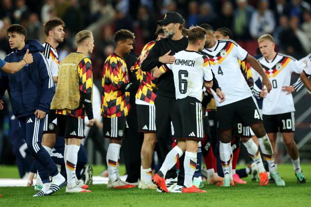 Klopp and Kimmich after the Nations League match between Germany and Greece.