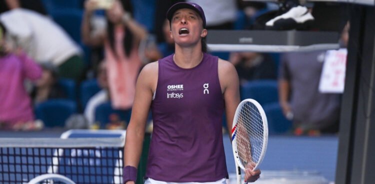 Tennis – WTA : Swiatek stoppe sa saison, « l’une des plus exigeantes » de sa carrière