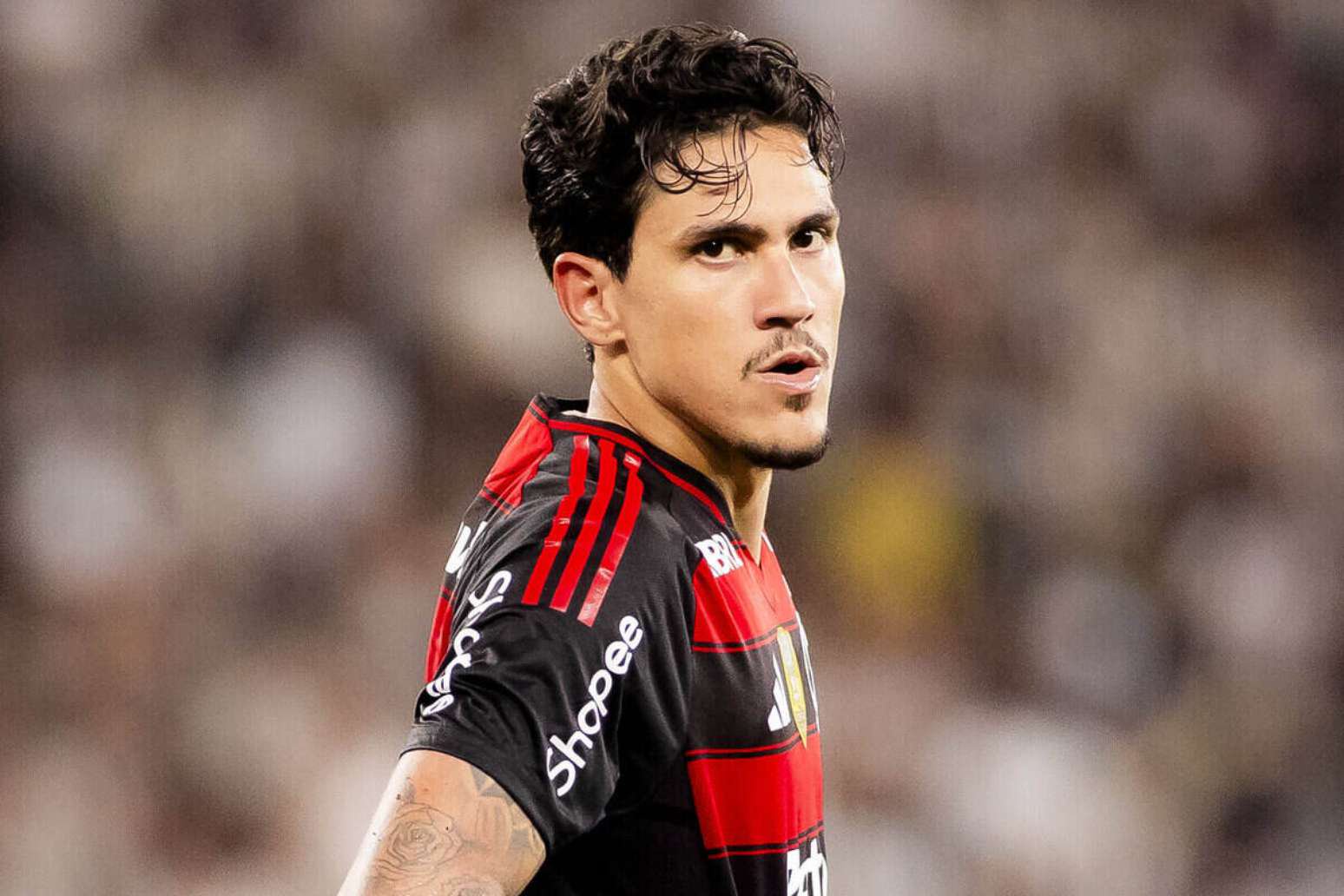 Pedro enfrenta problemas com a Justiça fora dos campos –