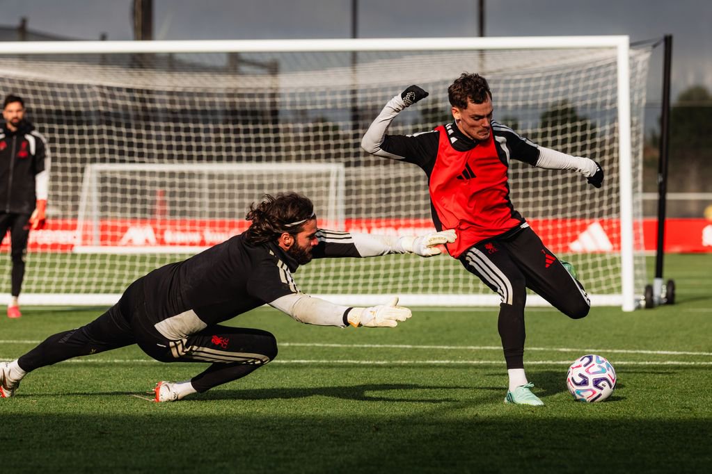 KIRKBY, ENGLAND - OCTOBER 30: (THE SUN OUT, THE SUN ON SUNDAY OUT) Alisson Becker and Florian Wirtz of Liverpool during a training session at AXA Training Centre on October 30, 2026 in Kirkby, England. (Photo by Nikki Dyer/Liverpool FC via Getty Images)