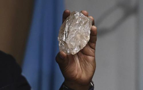 Berlian hampir 2500 karat ditemukan di Botswana