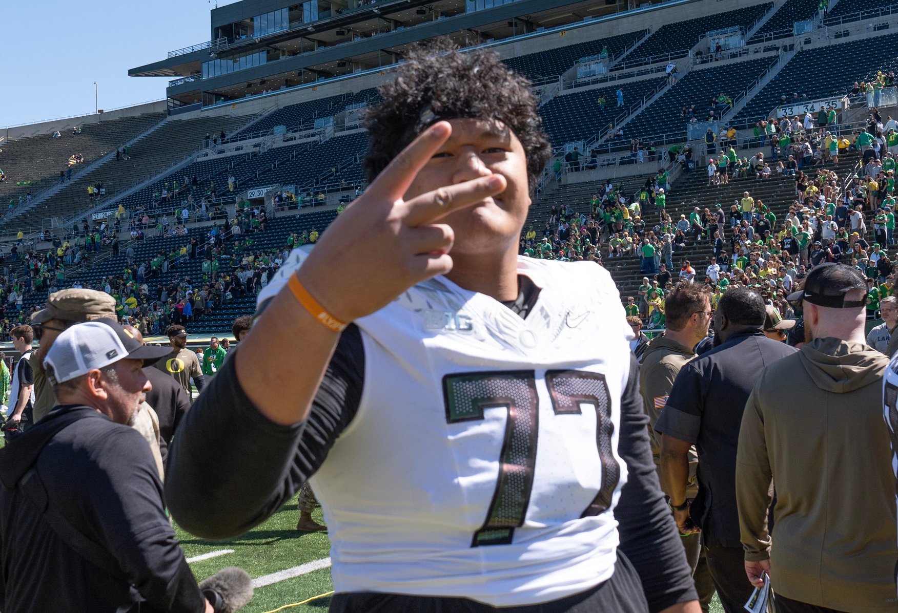 Oregonâ€™s Tommy Tofi leaves the field after the Oregon Spring Game at Autzen Stadium in Eugene April 25, 2026