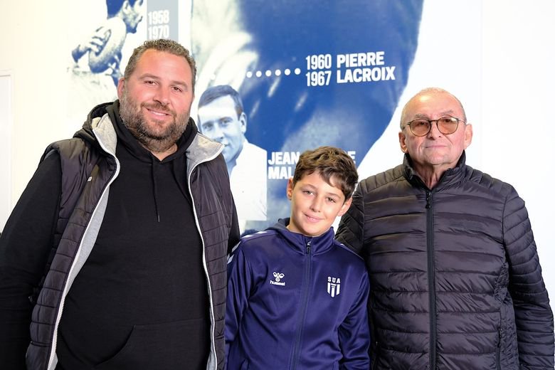 Benoit Daujard avec son père, Serge, et son fils, Esteban. / Photo Richard Bohan