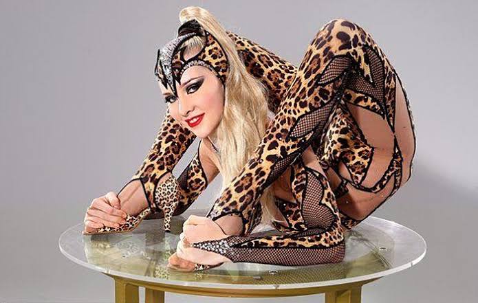 5 women with unique body features - (Photos). 76