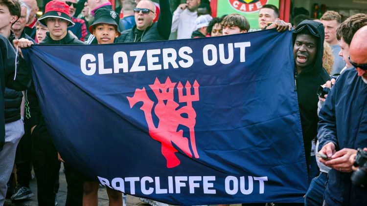 Glazers reach decision on selling Man Utd as owners disagree with major Ratcliffe call