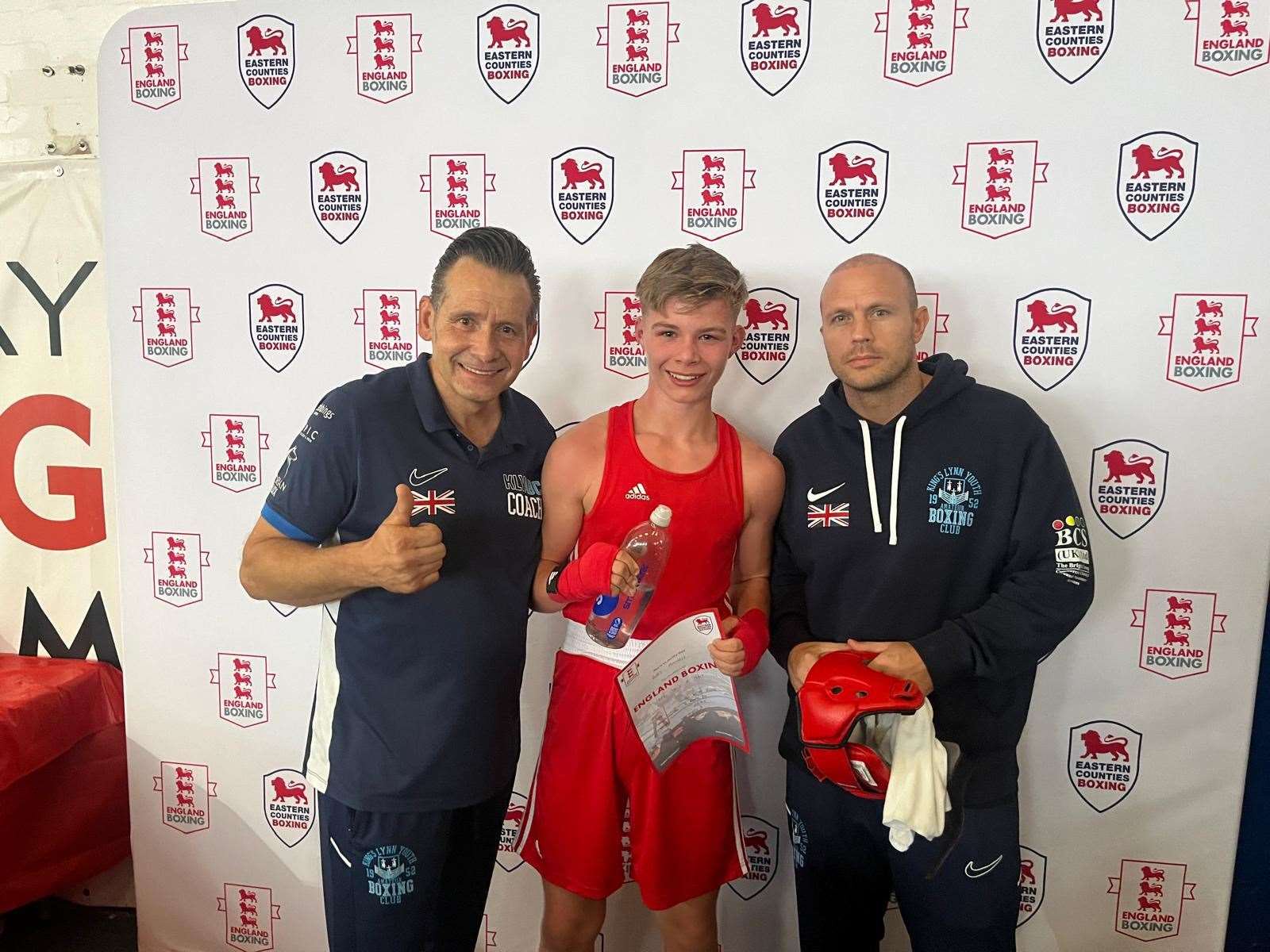 Coaches Richard Girdlestone and Ryan Finch with Bobby Mitchell