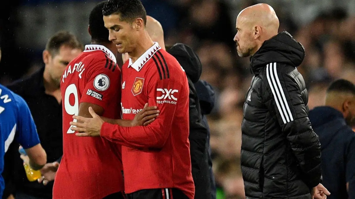 Ronaldo e Ten Hag em 2022 (créditos: AFP)