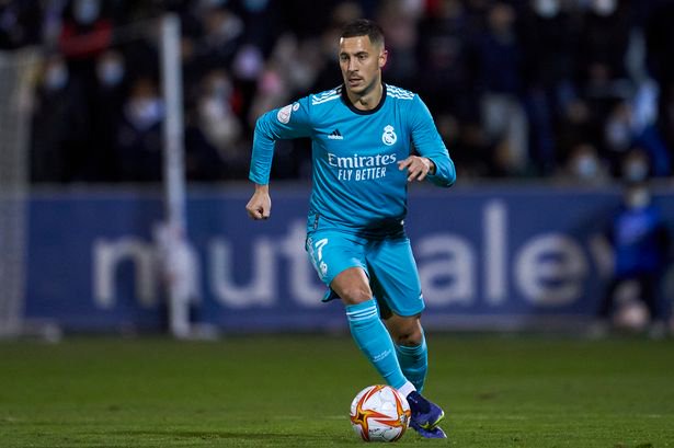 Eden Hazard of Real Madrid runs with the ball during the Copa del Rey Third Round match between Alcoyano and Real Madrid at Estadio El Collao on January 05, 2022 in Alcoy, Spain.