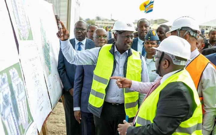 Ruto vows to prioritise Mukuru kwa Njenga residents in affordable housing  project - The Standard