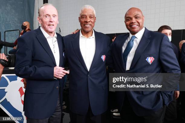Cleveland oh nba legends billy cunningham julius erving and charles barkley pose for a
