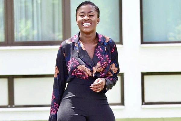 From the simple and funny bread seller to one of Ghana's finest superstars, Fella makafui's story is inspiring.