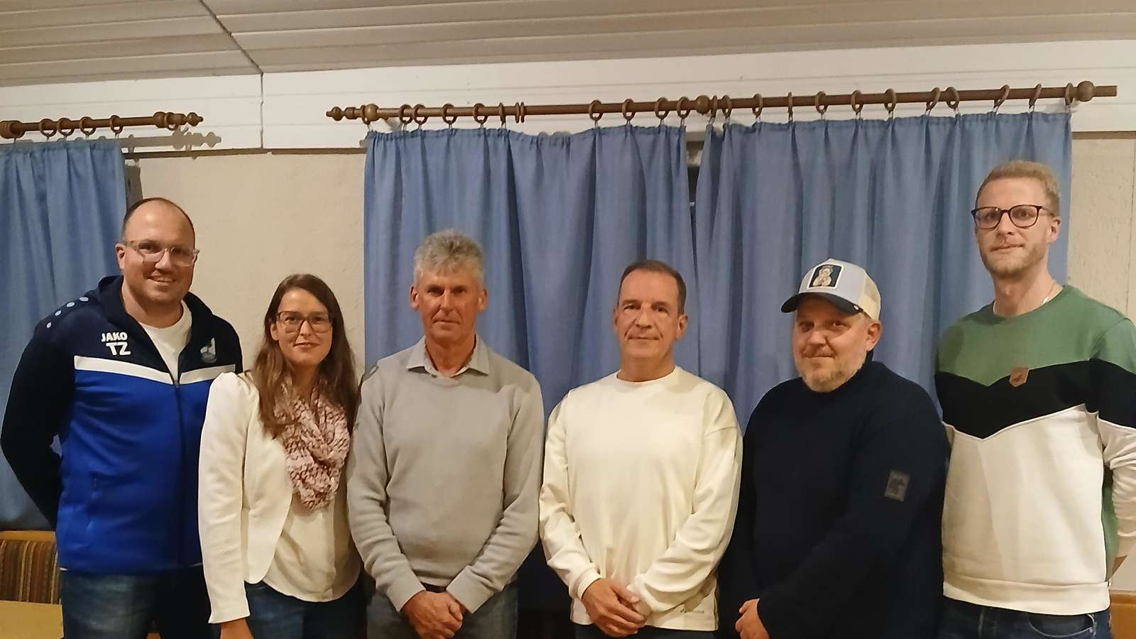 Die neue Führungsriege des SV Hohenlinden (von links): Thomas Ziller (1. Kassier), Barbara Falterer-Simon (2. Schriftführerin), Georg Frick (1. Vorsitzender), Jan Rathke (2. Vorsitzender), Falk Hüniger (1. Schriftführer) und Ben Bachmaier (2. Kassier).