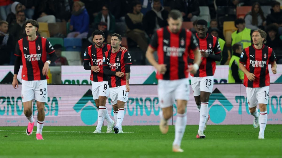 Christian Pulisic of Milan is congratulated by teammate Goncalo Ramos