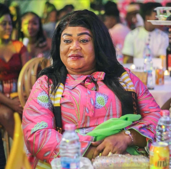 Remember Kumawood actress Naana Hayford? see pictures of her husband and son 14