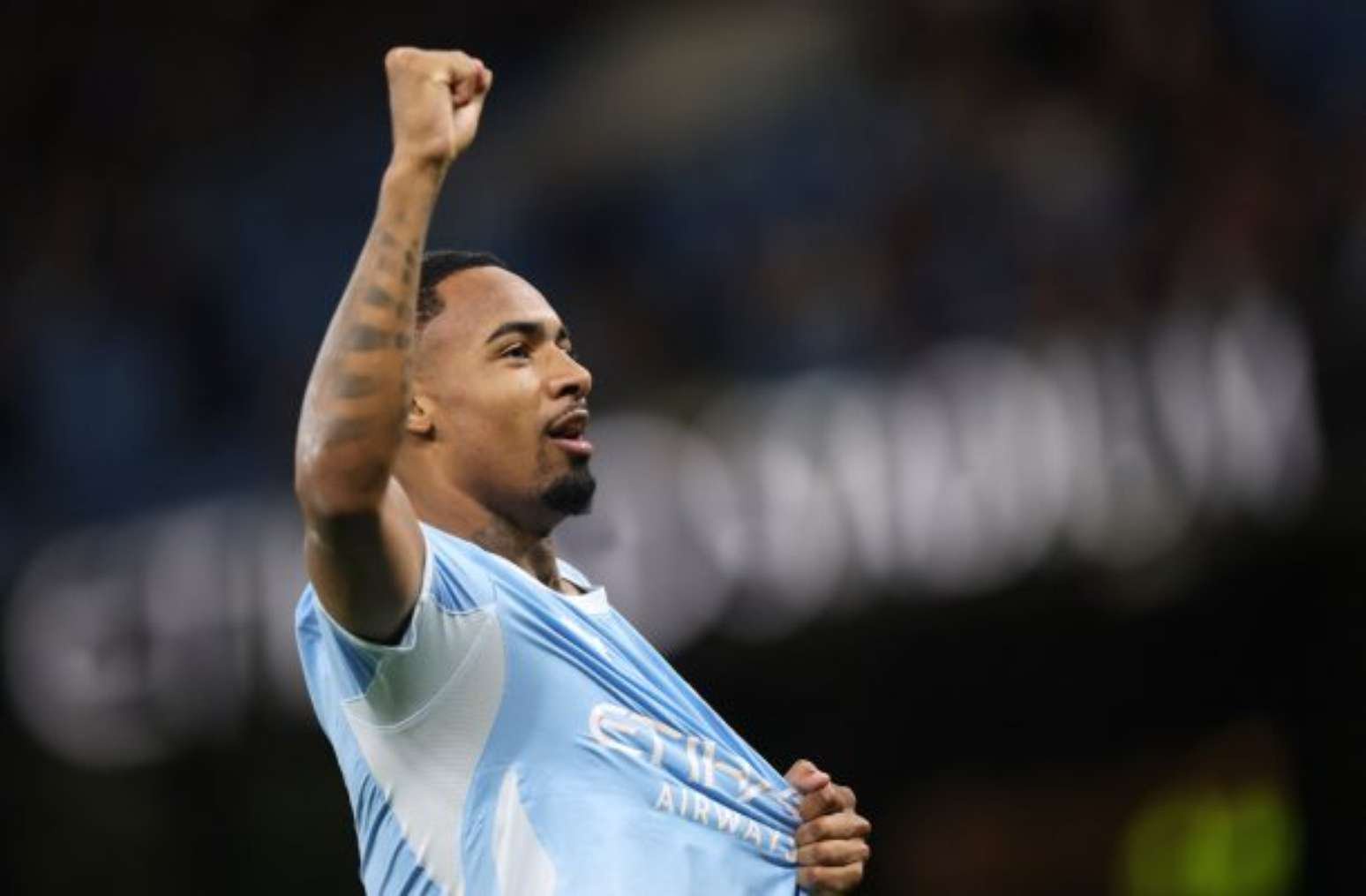 Allan se destacou com a camisa do Palmeiras antes de acertar com o Manchester City –