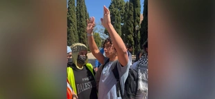 Video shows anti-Israel protesters block Jewish student from getting to class; UCLA responds