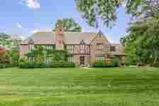 5 Bedroom Home in Hopewell - $1,800,000