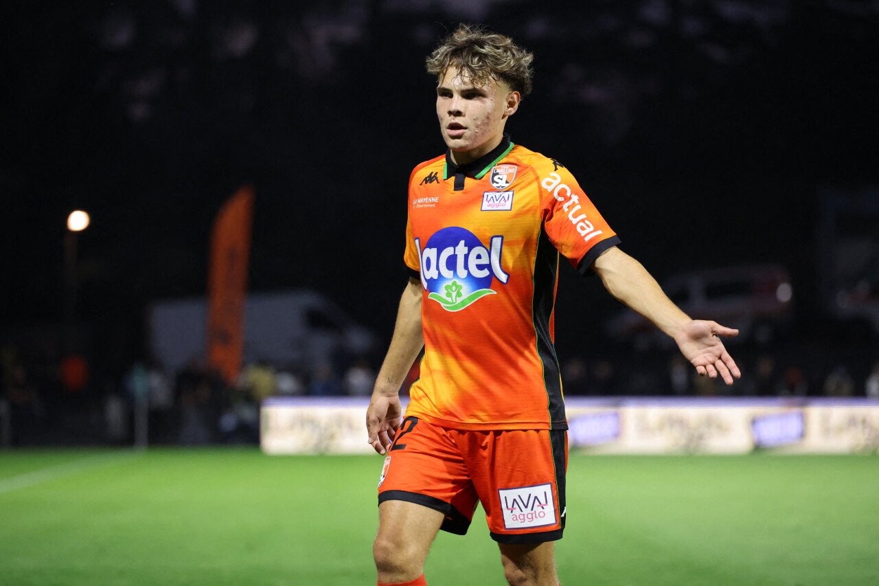 Yanis Court lors de sa première titularisation face à Sochaux au stade Francis Le Basser.