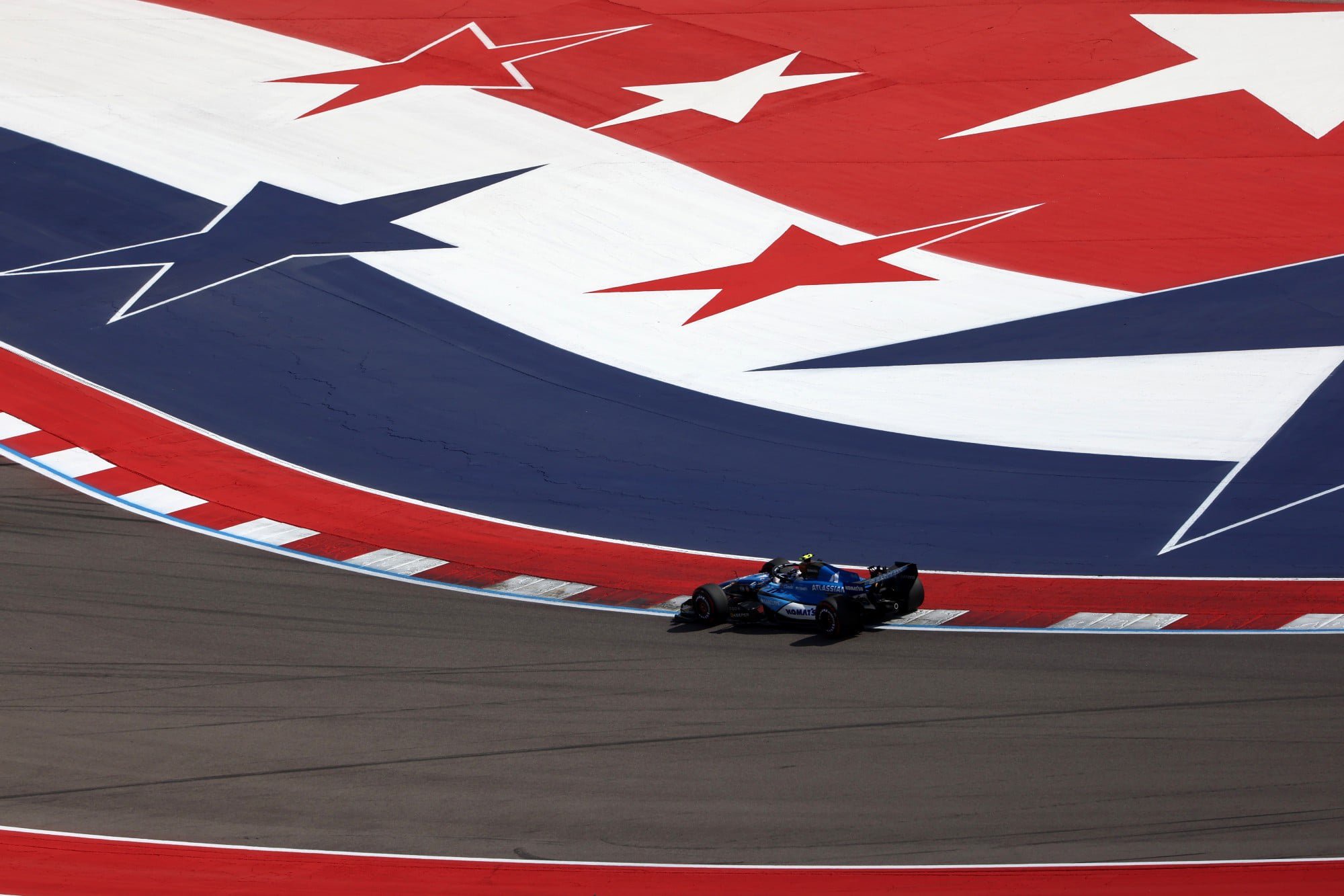 Carlos Sainz (ESP) Williams F1 Team FW48.