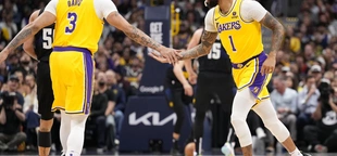 Jamal Murray sinks shot at buzzer to cap 20-point comeback and lead Nuggets past Lakers 101-99