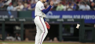 Rangers shut out Nationals 6-0. Eovaldi leaves start with groin injury