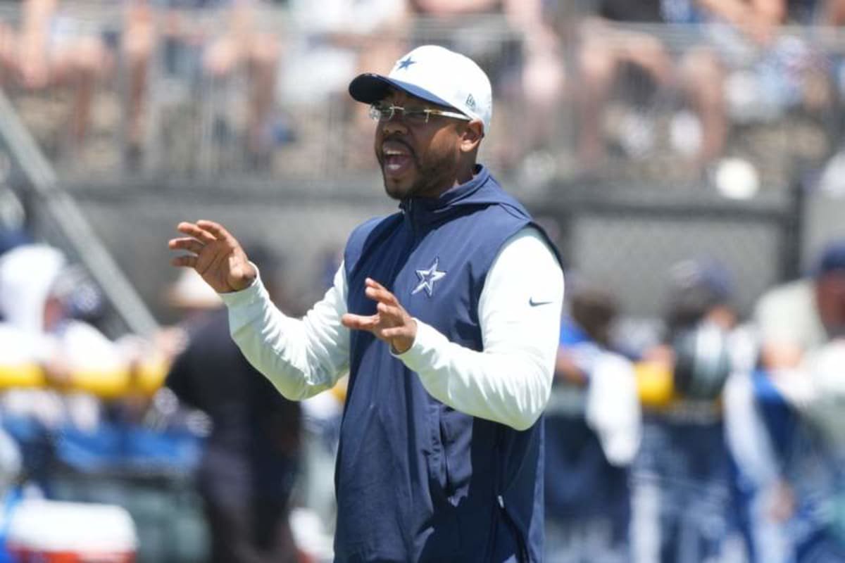 Aug 1, 2026; Oxnard, CA, USA; Dallas Cowboys defensive coordinator Christian Parker at training camp at River Ridge Playing Fields. © Kirby Lee-Imagn Images