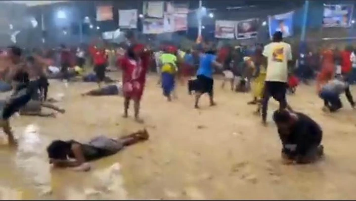Reactions trail believers rolling in muddy floor during Deliverance (Video)